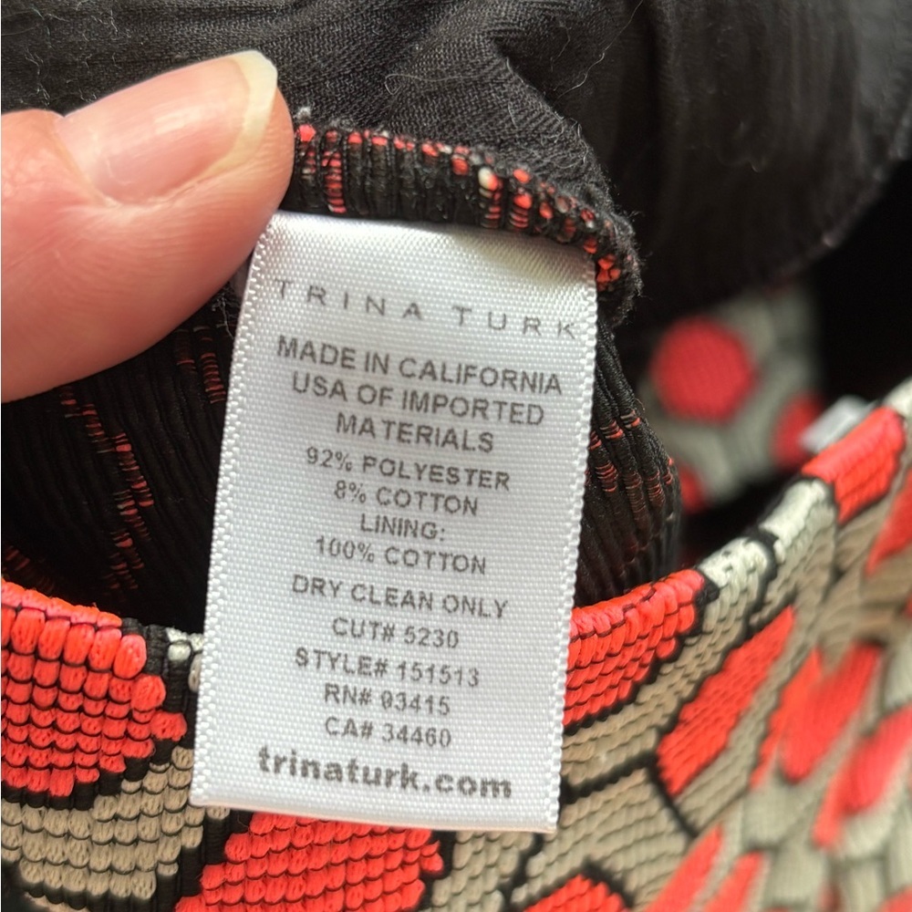Trina Turk “Corbin” Black, Pink & White Honeycomb Jacquard Geometric Shorts - Picture 8 of 8